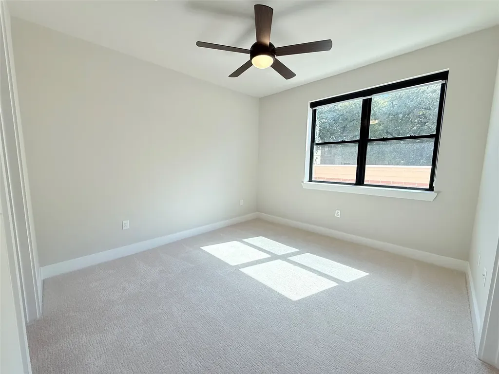 3255 Carlisle Street Dallas TX 75204