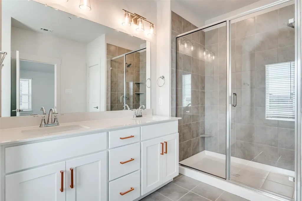 4553 Lamplights Drive Celina TX 75078