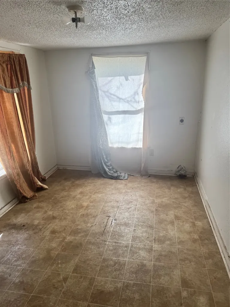 2306 Frank Street Marshall TX 75670