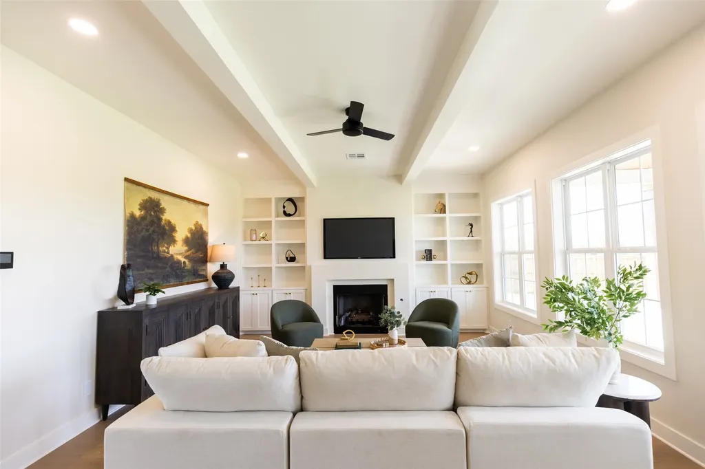 931 Fawn Drive Mcgregor TX 76657