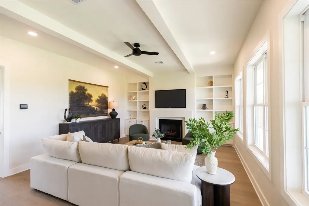 931 Fawn Drive Mcgregor TX 76657