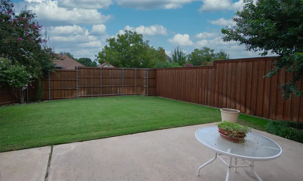 1685 Shannon Drive Lewisville TX 75077