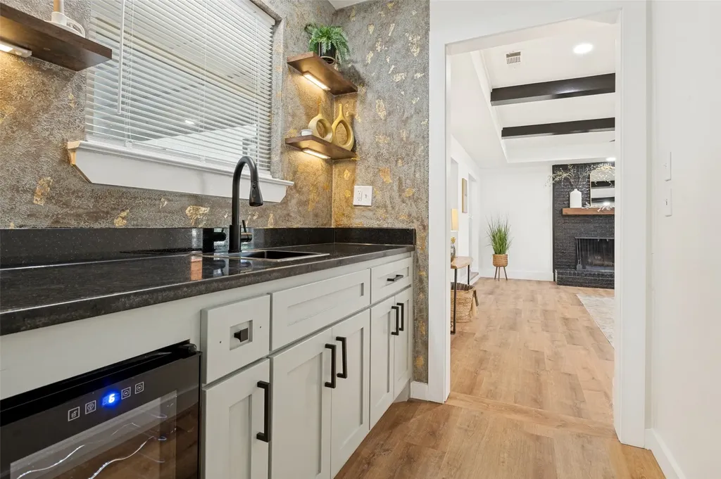2201 Parkhaven Drive Plano TX 75075