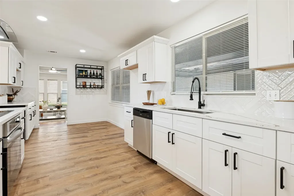 2201 Parkhaven Drive Plano TX 75075