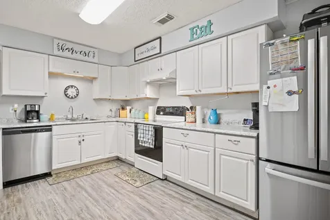 112 Priscilla Lane Lone Star TX 75668
