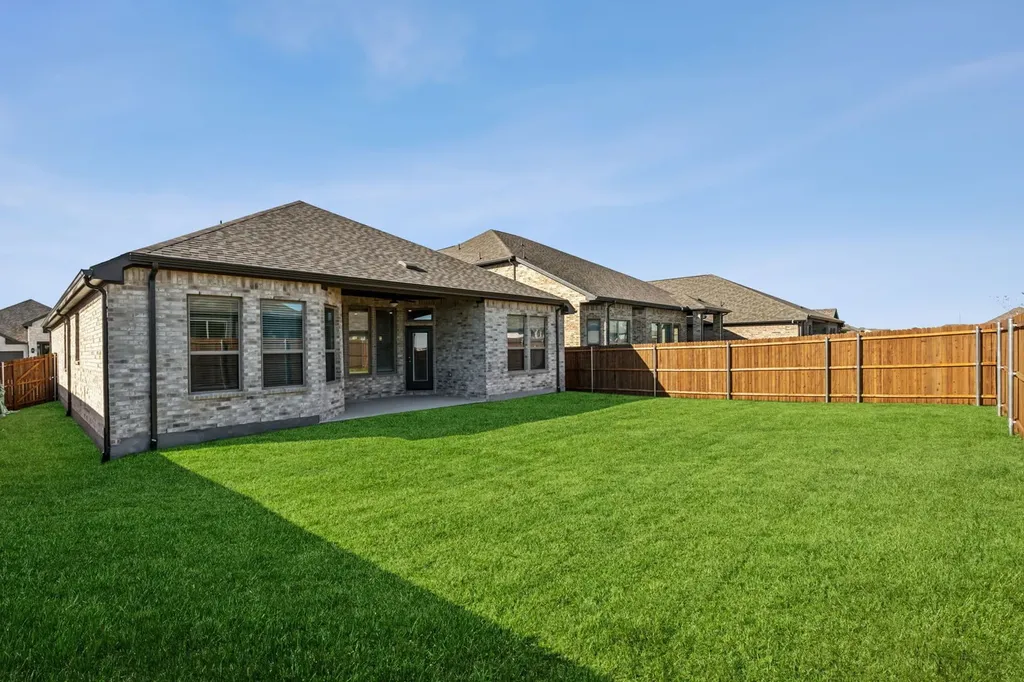 10300 Tapioca Street Fort Worth TX 76036