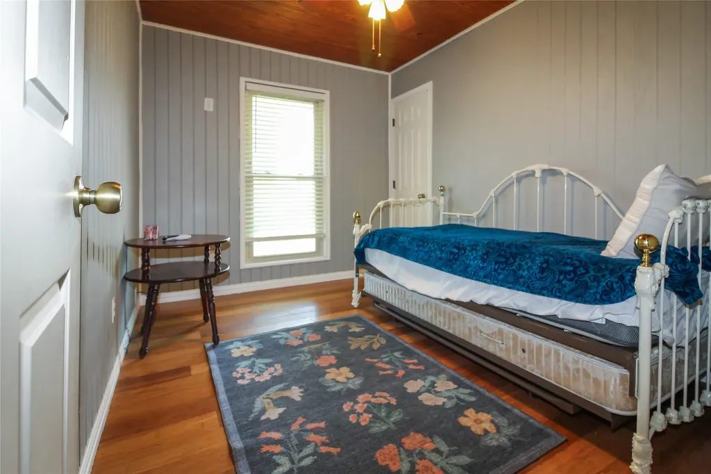 1001 Sandy Ridge Road Scurry TX 75158