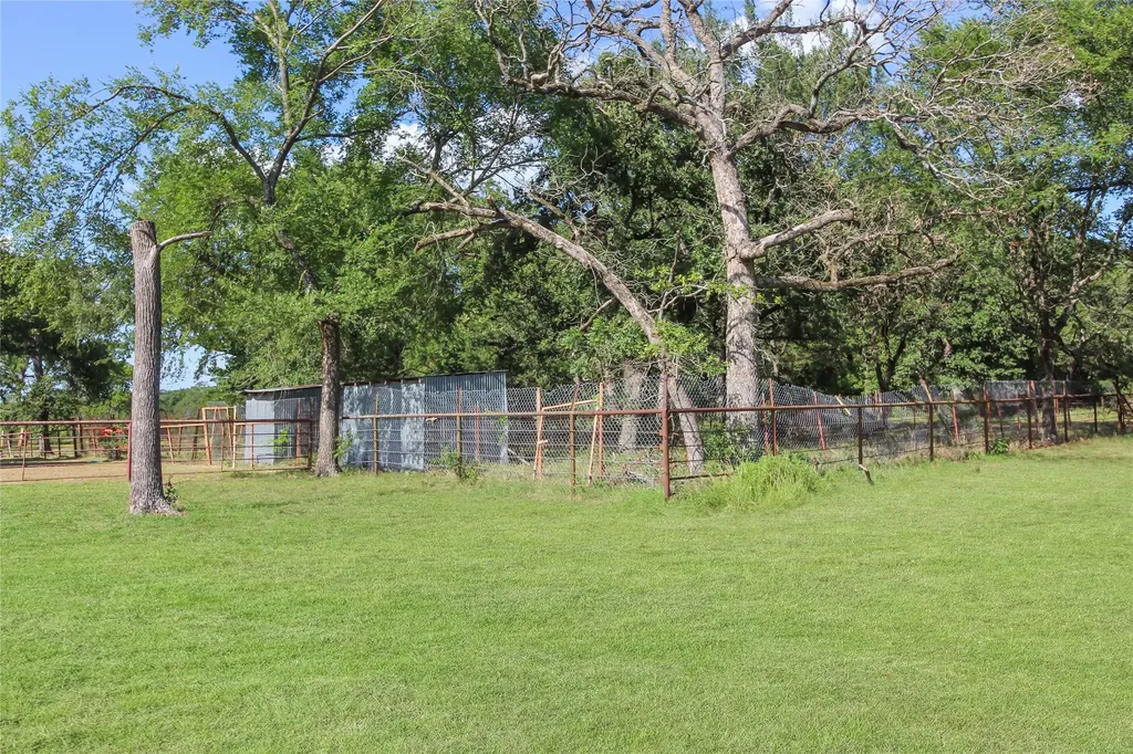 1001 Sandy Ridge Road Scurry TX 75158