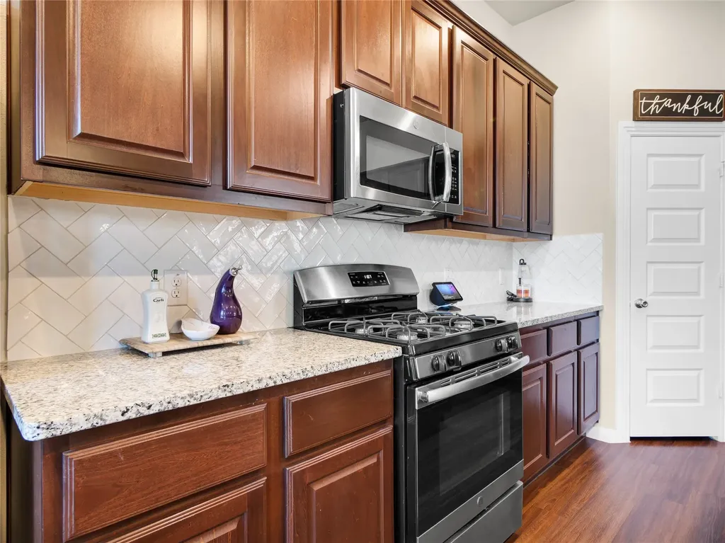 5249 Dolph Briscoe Drive Forney TX 75126