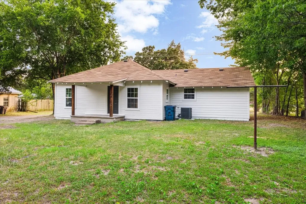 1325 Navarro Drive Corsicana TX 75110
