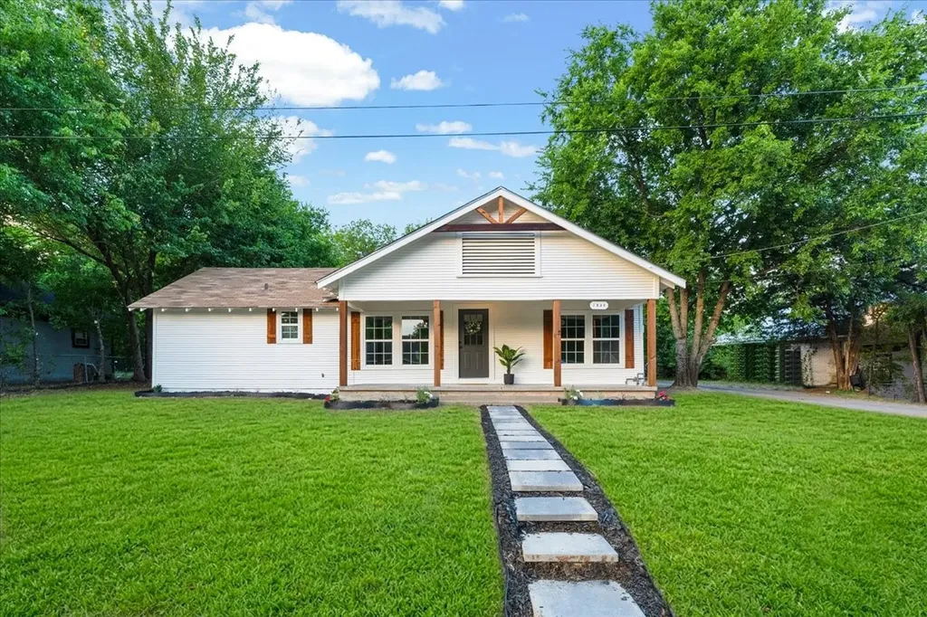 1325 Navarro Drive Corsicana TX 75110