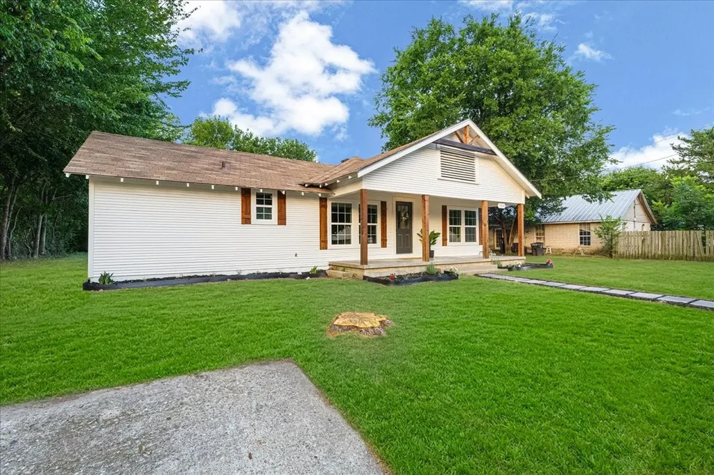 1325 Navarro Drive Corsicana TX 75110