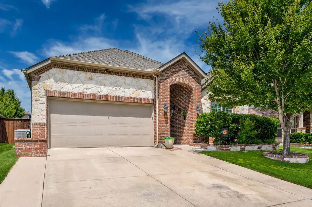 3908 Shadewell Street Frisco TX 75036