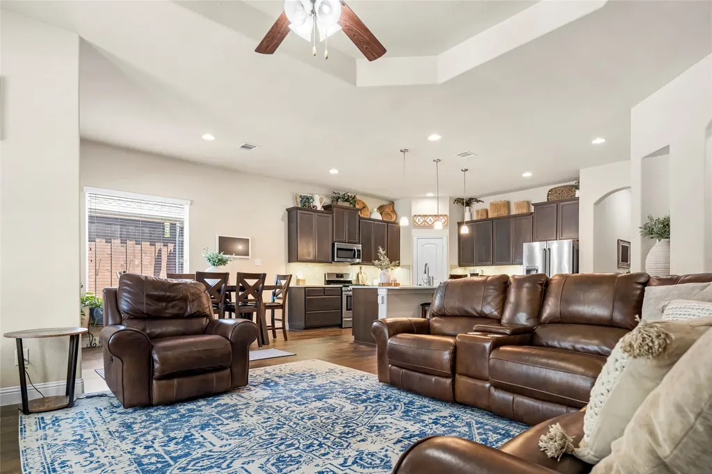 3908 Shadewell Street Frisco TX 75036