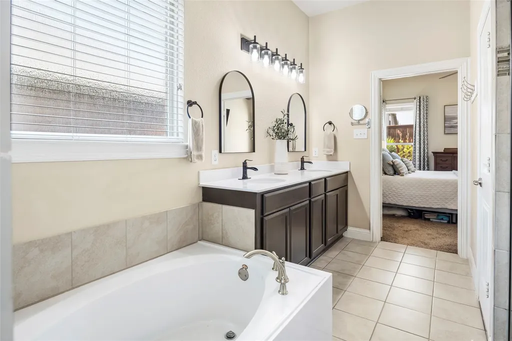 3908 Shadewell Street Frisco TX 75036