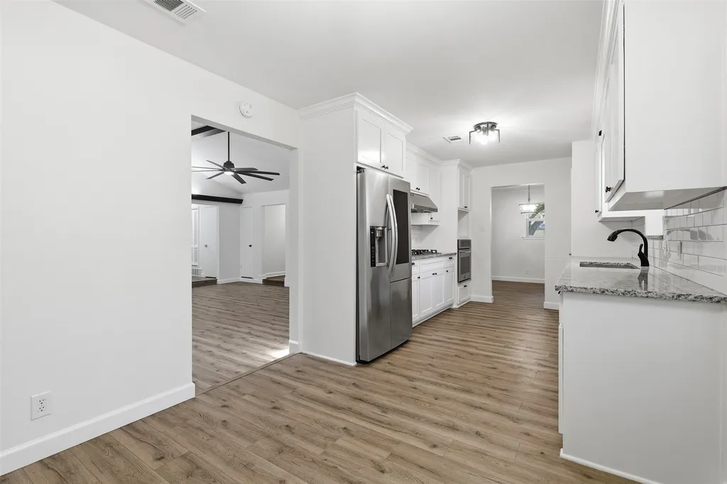 2115 Meadowlake Court Arlington TX 76013