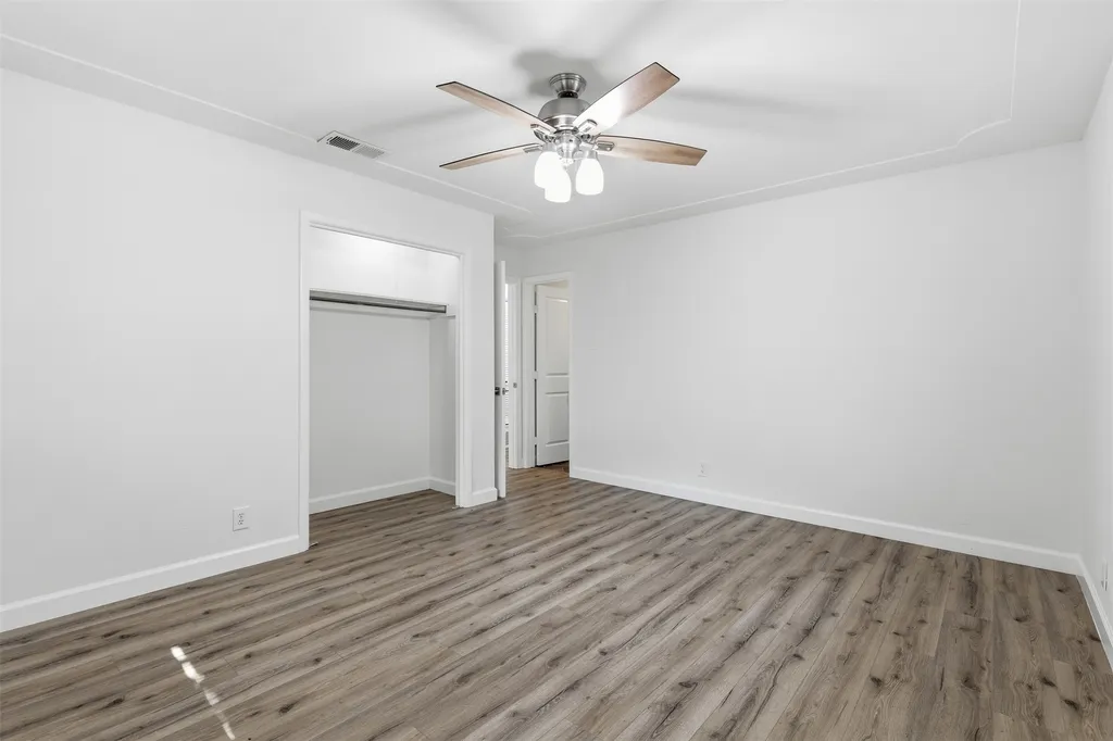 2115 Meadowlake Court Arlington TX 76013