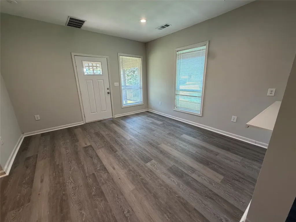 1711 Oriental Street Bonham TX 75418
