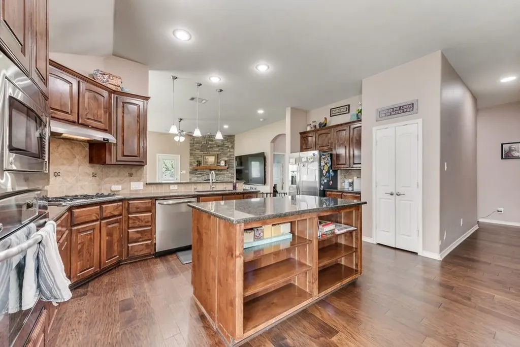 10013 Waterstone Way Mckinney TX 75072