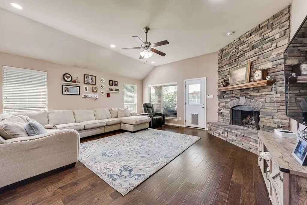 10013 Waterstone Way Mckinney TX 75072