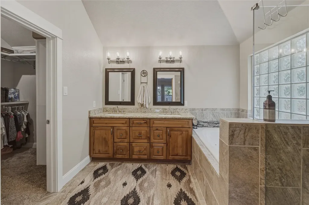 413 Charlie Way Weatherford TX 76087