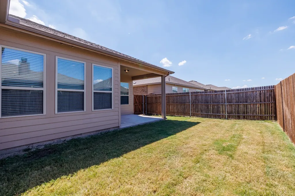 336 Emerald Creek Drive Fort Worth TX 76131