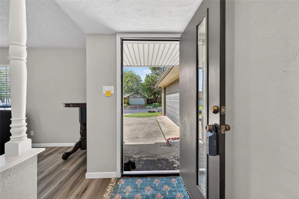 3825 Hackberry Lane Bedford TX 76021