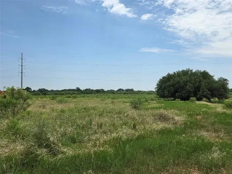 2251 Fm 585 Bangs TX 76823