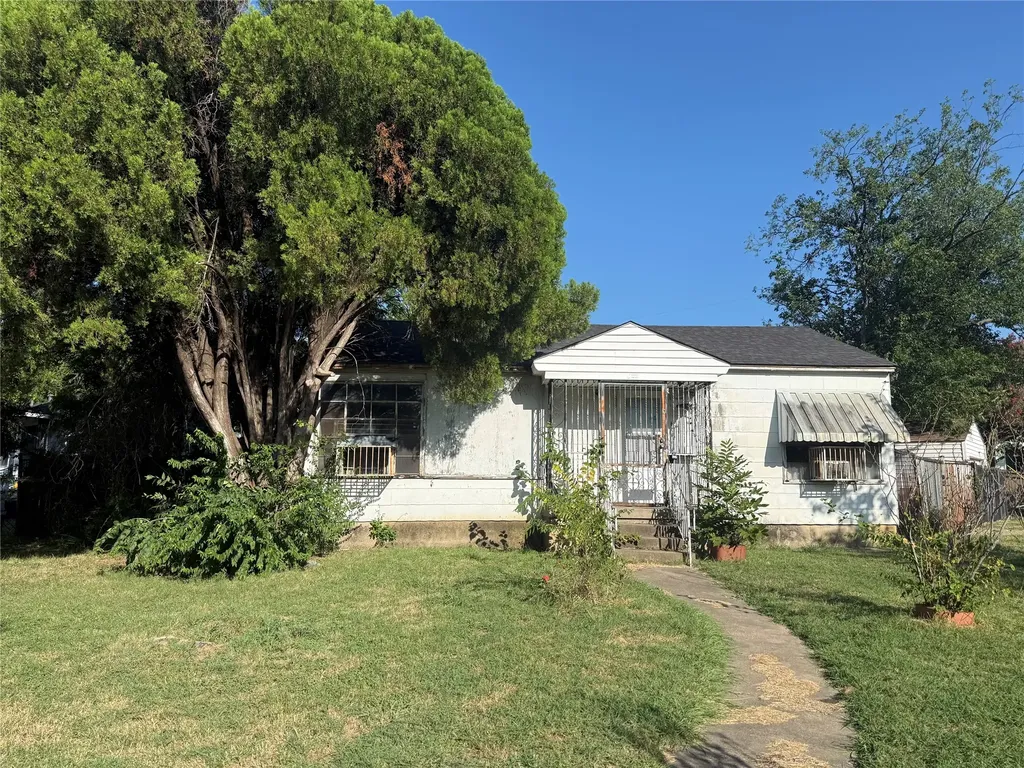 426 Krueger Street Dallas TX 75224