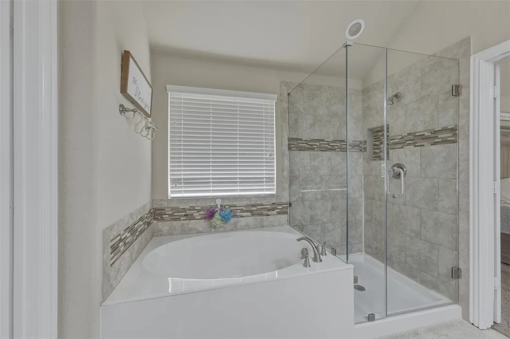 2955 Geneva Drive Grand Prairie TX 75054