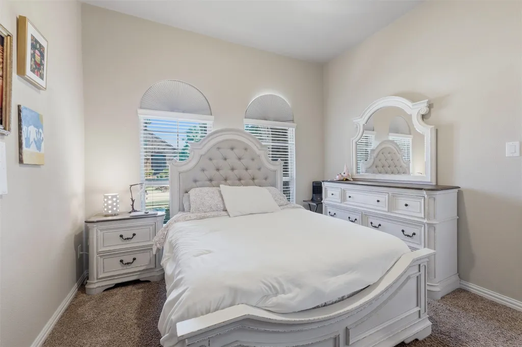 2955 Geneva Drive Grand Prairie TX 75054