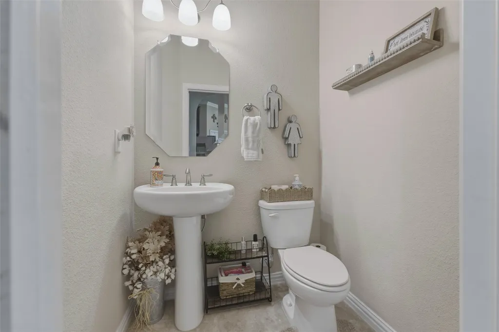 2955 Geneva Drive Grand Prairie TX 75054