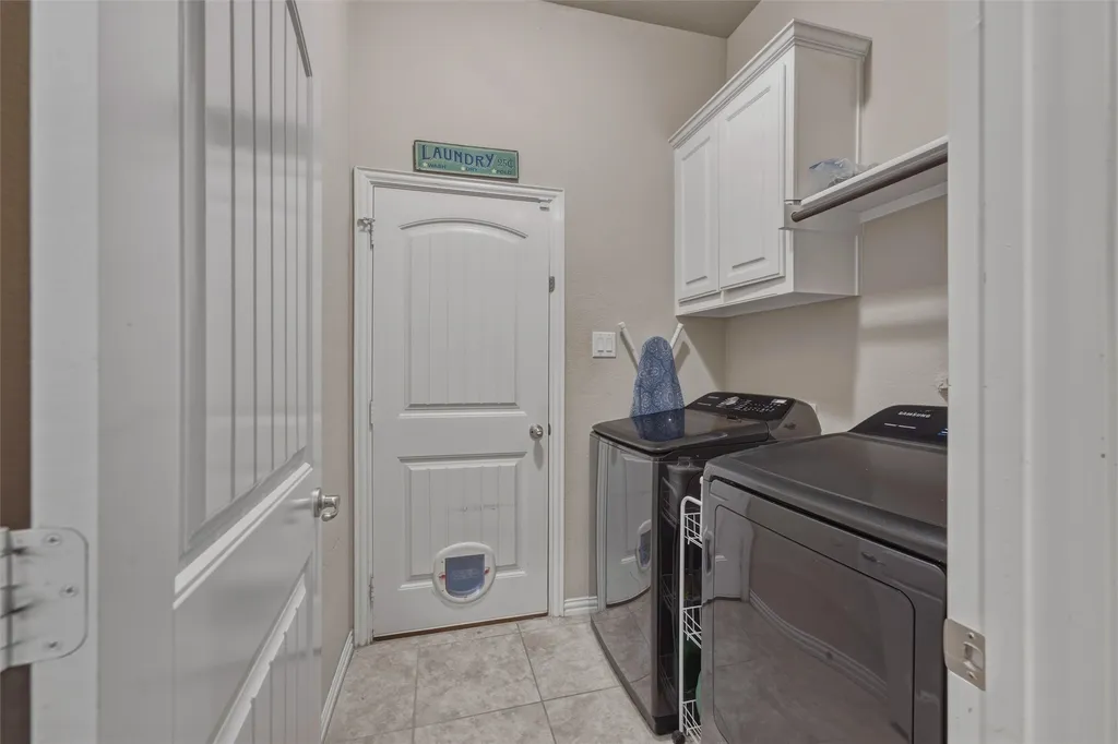 2955 Geneva Drive Grand Prairie TX 75054