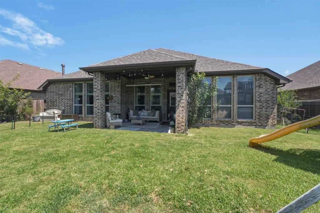 2955 Geneva Drive Grand Prairie TX 75054
