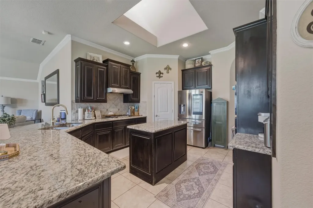 2955 Geneva Drive Grand Prairie TX 75054