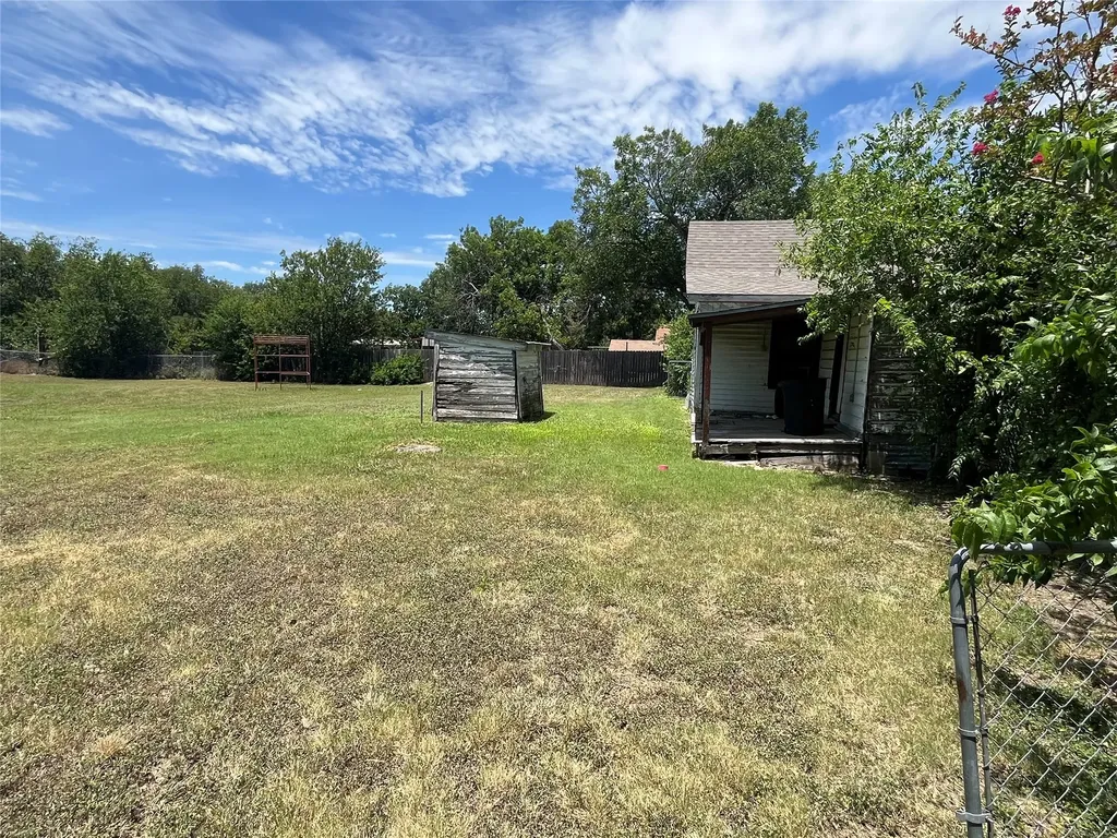 549 E Elm Street Dublin TX 76446