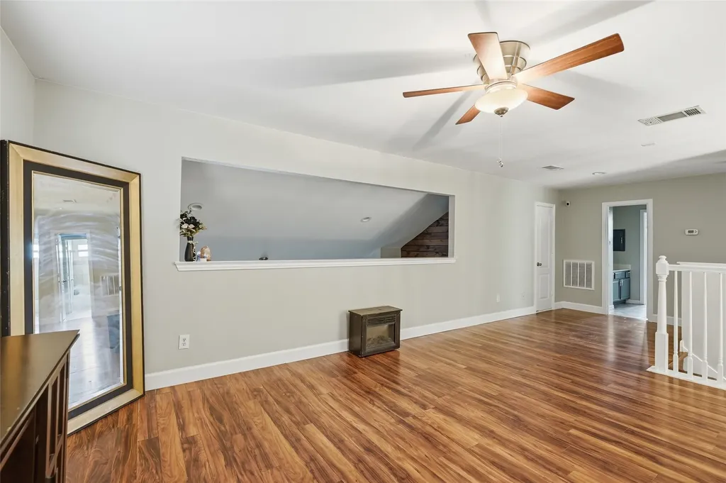 2213 Deep Valley Drive Mckinney TX 75071