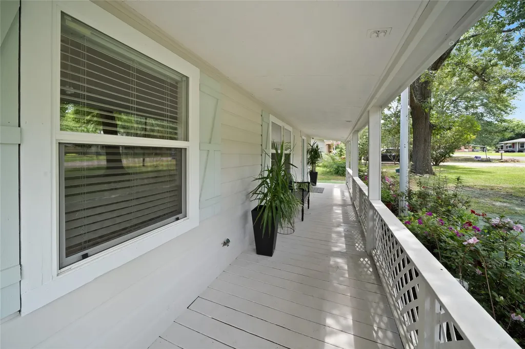 806 Jeanell Street Quitman TX 75783