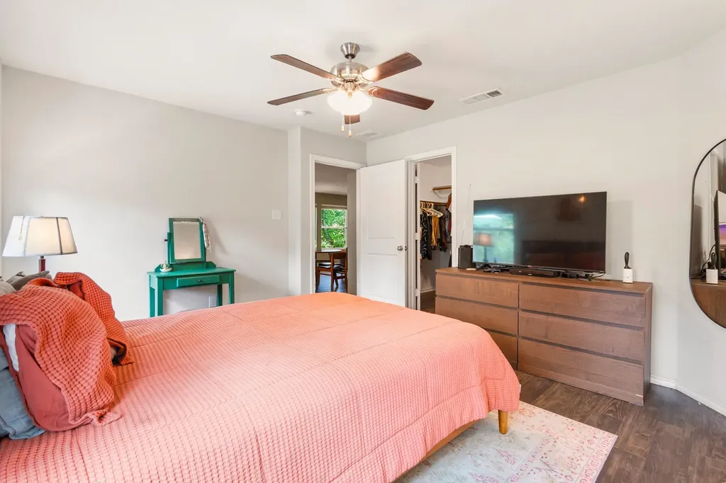 1634 E Missouri Avenue Dallas TX 75216