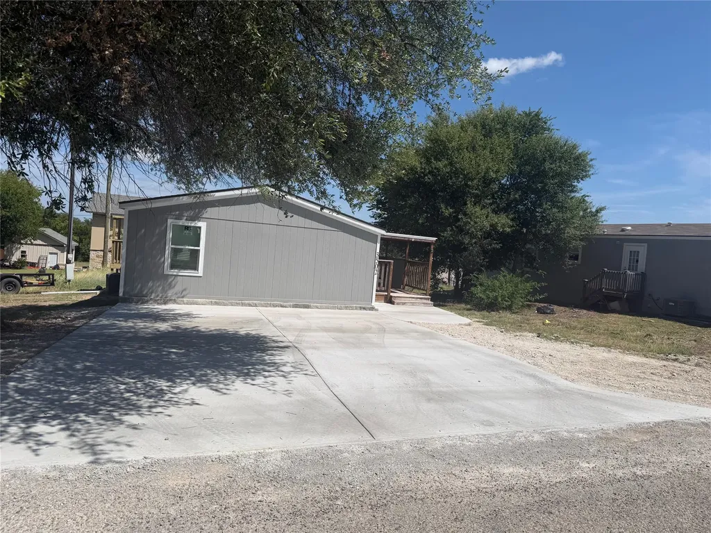3502 Brazos River Drive Granbury TX 76048