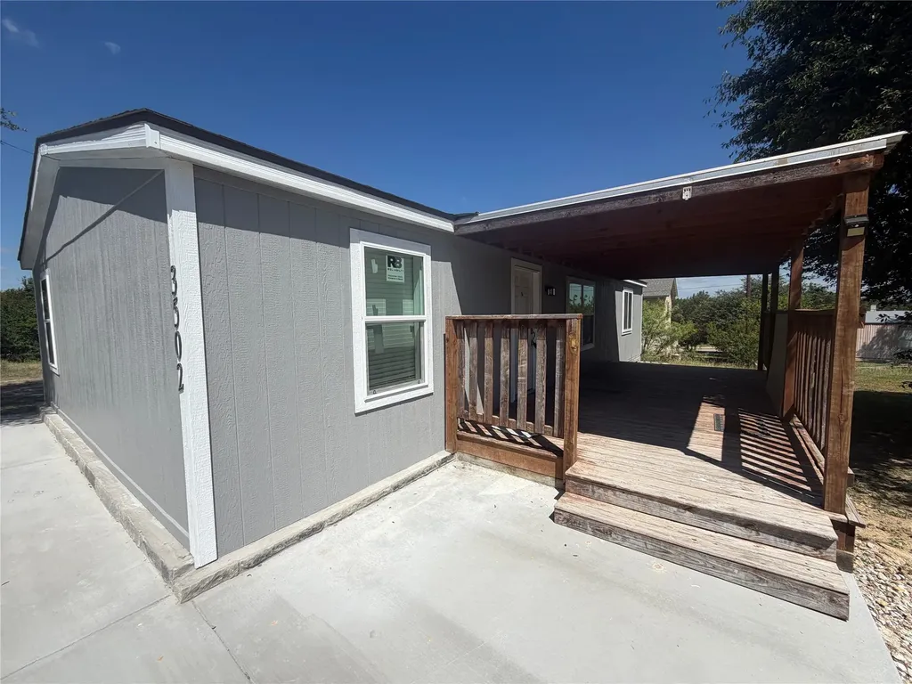 3502 Brazos River Drive Granbury TX 76048