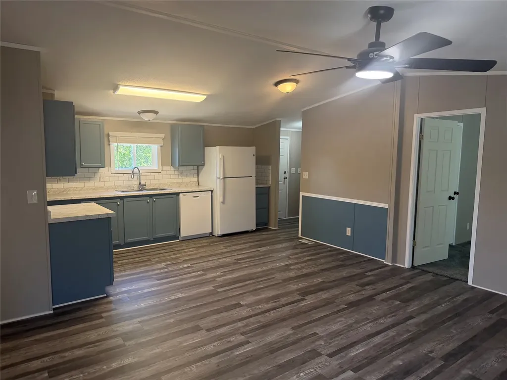 3502 Brazos River Drive Granbury TX 76048