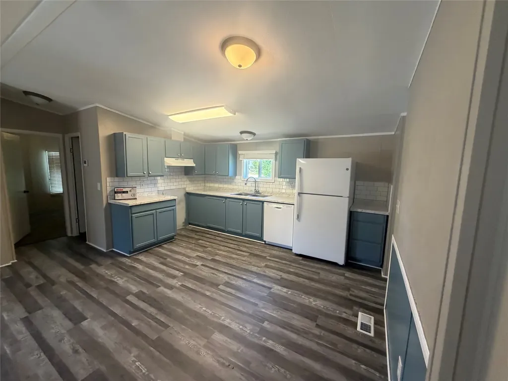 3502 Brazos River Drive Granbury TX 76048