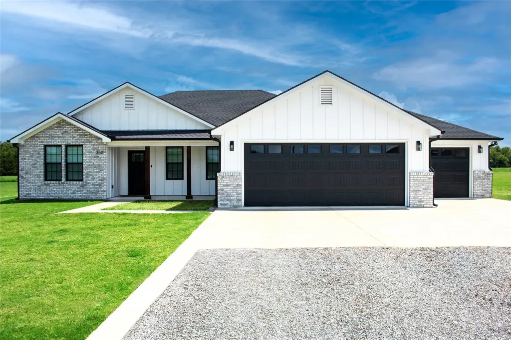 352 Private Road Honey Grove TX 75446
