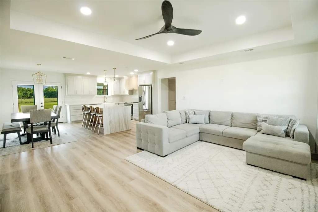 352 Private Road Honey Grove TX 75446