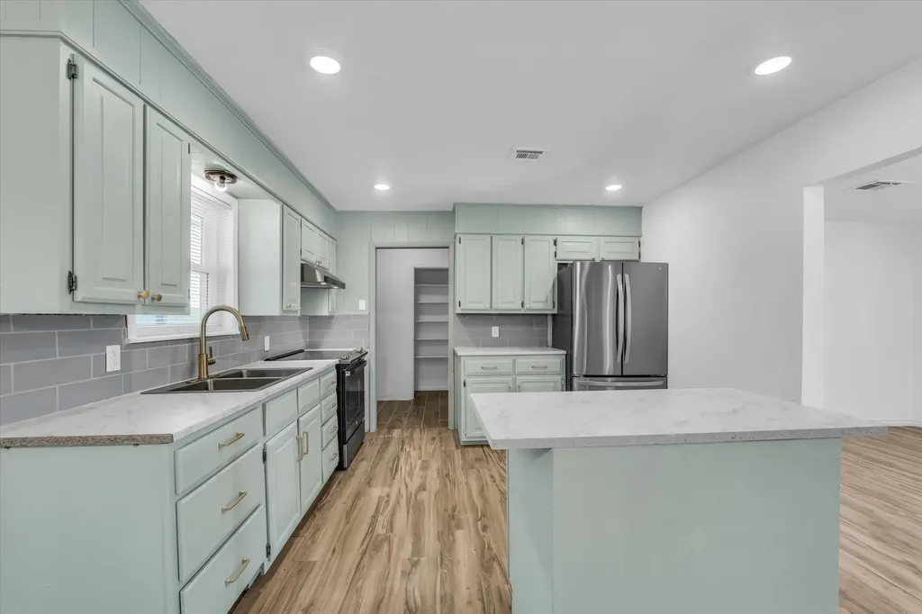 217 Shady Street Marlin TX 76661