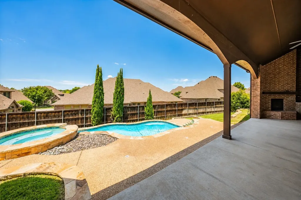 812 Cross Timbers Drive Keller TX 76248