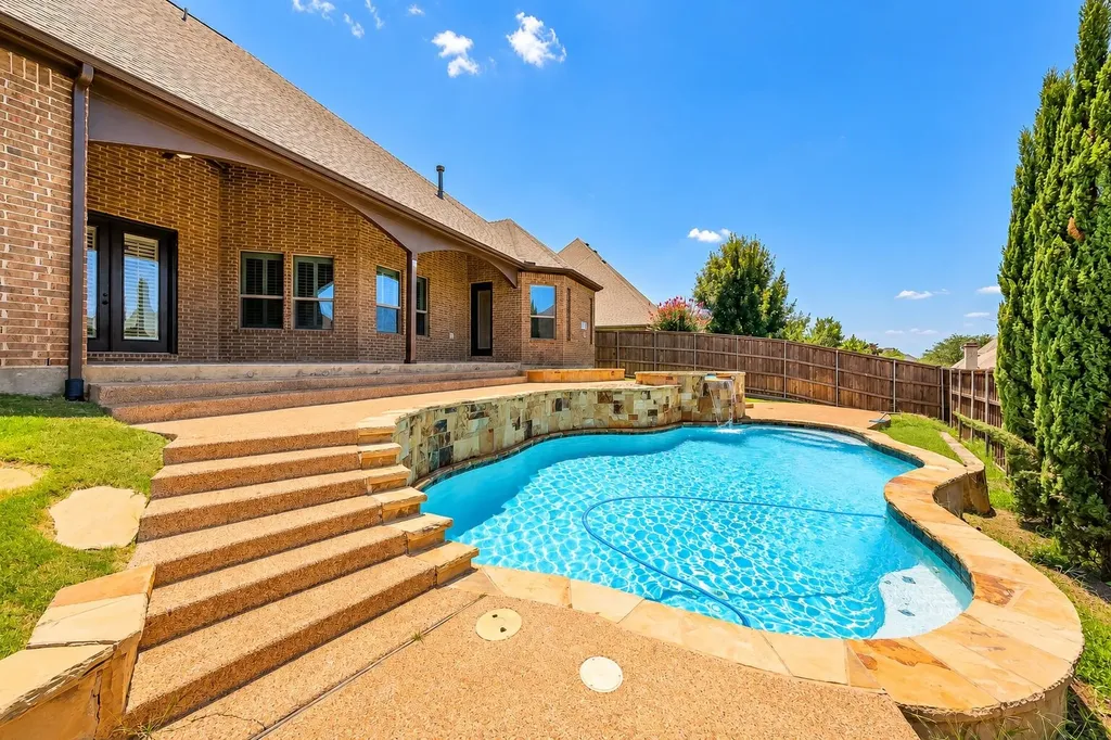 812 Cross Timbers Drive Keller TX 76248