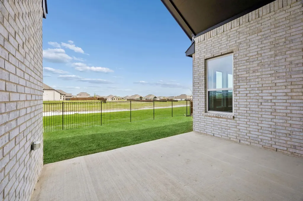 707 Cherry Bark Trail Waxahachie TX 75165