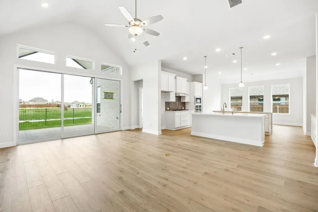 707 Cherry Bark Trail Waxahachie TX 75165